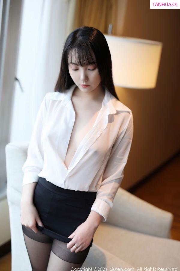 揉揉肉肉  [XiuRen]高清写真图 2021.02.03 No.3076 艾静香第3张图片